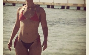 Photos : Alicia Keys, radieuse au naturel et en bikini
