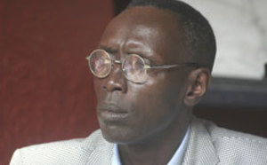 Aziz Dieng sur l'affaire Thione Seck: "L’autorisation du ministre de la culture est absurde"