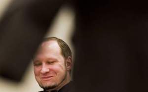 Breivik est bien dément, selon deux psychiatres