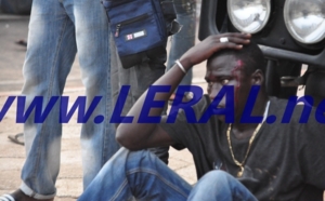 Violents affrontements entre les supporters de Modou Lô et ceux de Gris Bordeaux sur l’avenue du Centenaire