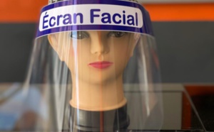 Expert Auto offre 5000 masques à écran de protection faciale translucide,
