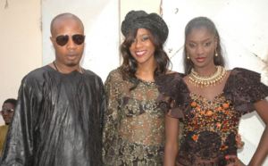 Pako Jackson Thiam en compagnie de Dyana et Lissa