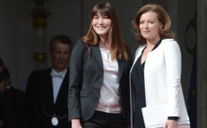Carla Sarkozy et Cécilia Attias épinglent Valérie Trierweiler