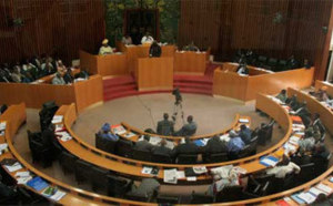 REGLES DU ''JEU" Comment les sièges sont répartis à l'Assemblée nationale