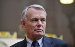Jean-Marc Ayrault, Premier ministre Français promet d’adopté  le mariage homosexuel sera en 2013(Vidéo)