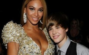 Justin Bieber : "Beyonce est trop sexy. Je suis amoureux d'elle."