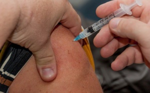 COVID-19 : LES PREMIERS VACCINS QUE JOHNSON &amp; JOHNSON VA PRODUIRE, SERONT DESTINÉS AU PERSONNEL SOIGNANT