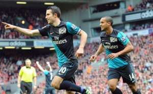 Arsenal : le dossier Van Persie met le feu aux poudres !
