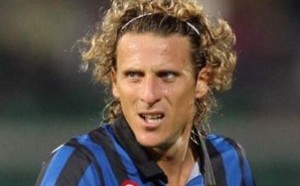 OFFICIEL : Forlan quitte l’Inter
