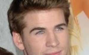 Liam Hemsworth mécontent du style vestimentaire de Miley Cyrus