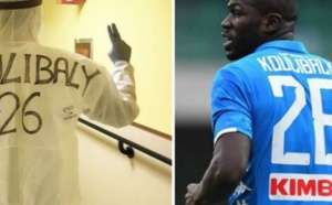 Coronavirus en Italie: Un infirmier porte sur son dos, le nom de Kalidou Koulibaly