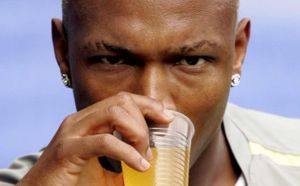 REACTIONS… El Hadji Diouf : « Je ne vais plus donner de l’argent aveuglément »
