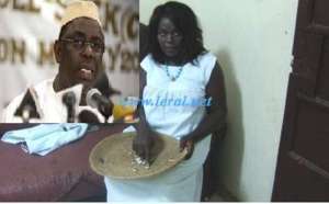 Arame Seck, la voyante de Bargny: "Macky Sall ne durera pas au pouvoir comme Wade"