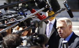 Finances publiques ou emploi, Ayrault devra choisir