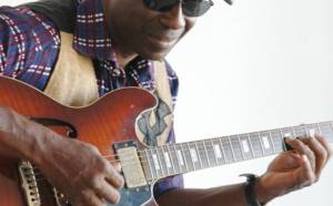 Edu Bocandé, artiste: "Au Sénégal, si vous ne chantez pas en wolof, c'est déjà un problème"