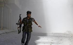 Syrie : après Damas, Alep déchirée par les bombes et les combats