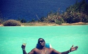 Photo : Diddy passe du bon temps à Ibiza