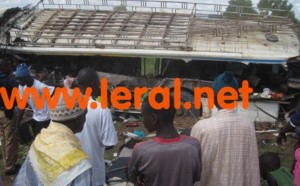Photos de l'accident mortel sur l’axe Kaolack-Kaffrine 