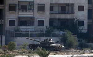 Les blindés d'el-Assad se déploient au centre d'Alep