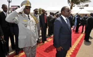 Macky Sall dégrade les Généraux de l’Armée en mettant fin à certains de leurs avantages