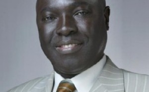 Arona Coumba Ndoffène Diouf: "Le M23 ne peut pas dicter à Macky la suppression du Sénat"
