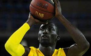 Basket - Mohamed Faye sur son passage à Hyères Toulon : «Alain Weisz m’a déçu»