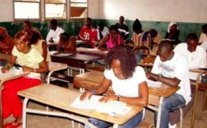 Bfem 2012: Un Taux De 44,46% Satisfaisant Pour Le Ministère