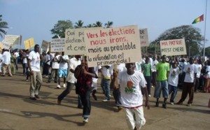 Guinée : La police réprime une manifestation de l’opposition, une vingtaine de militants arrêtés