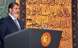 Morsi à Téhéran : un rabibochage à "hauts risques" pour Le Caire
