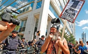 À Charlotte, les démocrates ne sont pas en terrain conquis