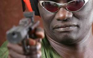 Pape Niang flingue les policiers:"Je n'arrive pas à croire que des policiers ont tabassé des non-voyants"