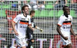Lorient : Corgnet revient sur la rumeur OL et ouvre la porte aux Bleus