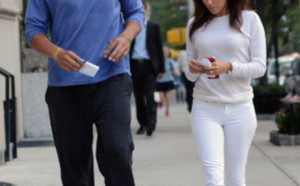 Eva Longoria cherche un appartement avec Mark Sanchez !