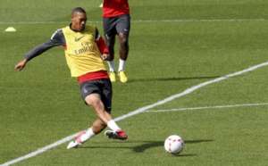 PSG : le joker Hoarau ne pense pas encore à son avenir