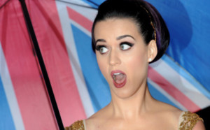 Katy Perry anéantie par la mort de son ex-petit ami !