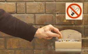 La France continue la guerre contre le tabac.
