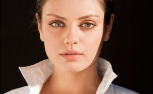 Mila Kunis élue femme la plus sexy de l'année
