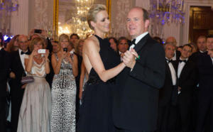 Charlène et Albert de Monaco ouvrent le bal à Florence