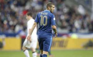 EdF : Benzema durcit le ton et prévient les Espagnols