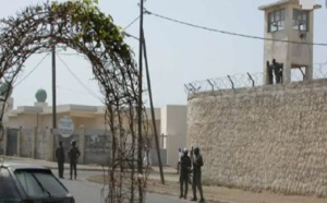 Interdiction des visites, tortures dans les prisons, longues détentions: ex-détenus et familles de détenus interpellent les autorités