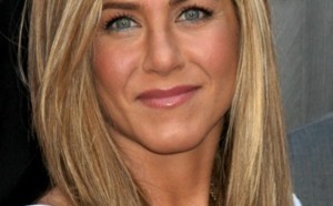 Jennifer Aniston émue aux larmes