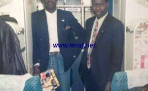 Cheikhouna Bara Falilou Mbacké avec Alioune Petit Mbaye à Tunis en 1987