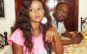 Baba Hamdy avec Adja Astou, animatrice de la 2stv 