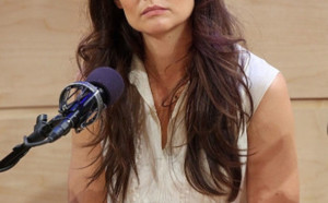 Katie Holmes embarrassée !