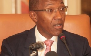 Des hommes d’affaires prennent la défense du PM Abdoul Mbaye
