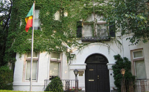 Ambassade du Sénégal à Washington Mme Naisse Sall aurait « Déserté » son Poste pour se la couler douce à Dakar