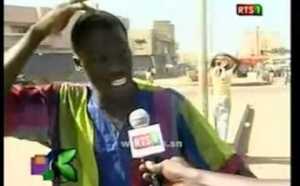 Kenkeli Humour du vendredi 16 Novembre 2012 [RTS1]