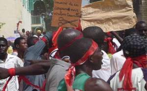 Linguère: les étudiants ressortissants de Dahra en brassards rouges pour dénoncer les conditions difficiles de leur ville