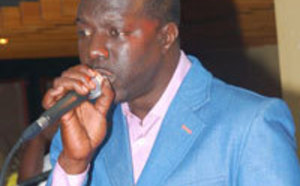 Fallou Dieng promet la révolution en décembre