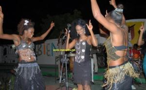 Quand Adiouza danse le "Mborokhé"